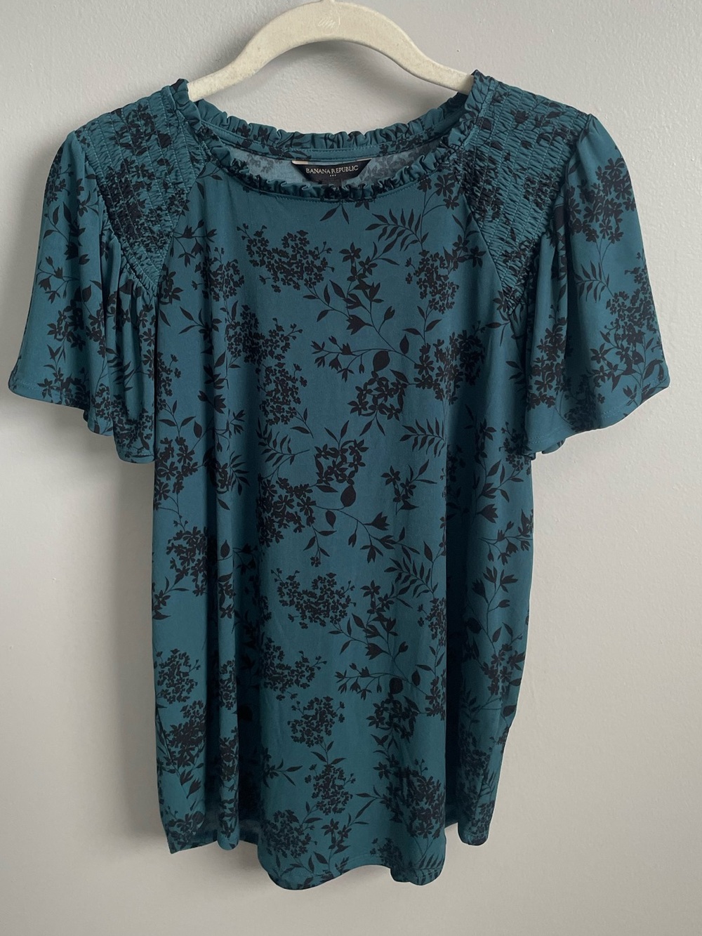 NWTS Teal and black bohemian top. Small